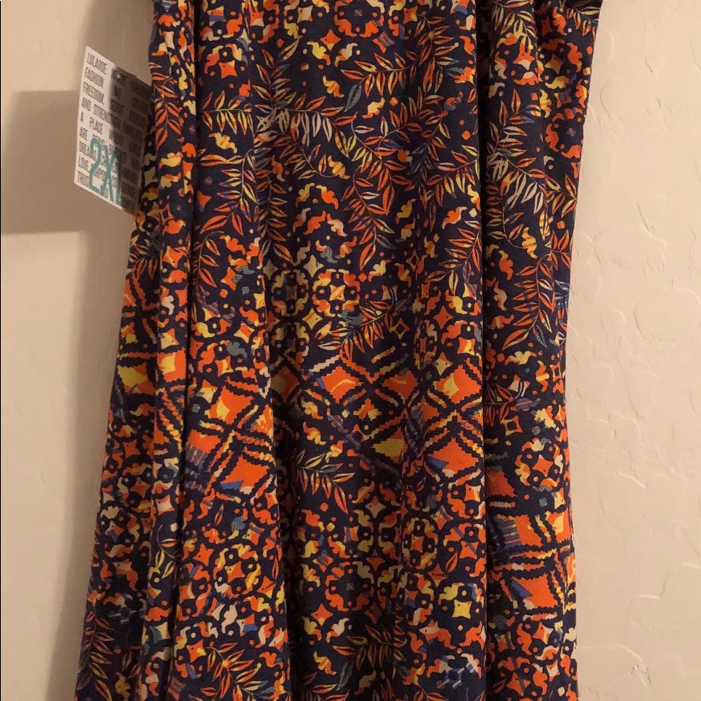 LULAROE Azure - Picture 2 of 4